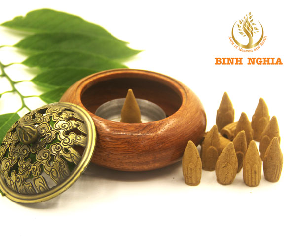 Premium Agarwood Cone Incense - BN4P