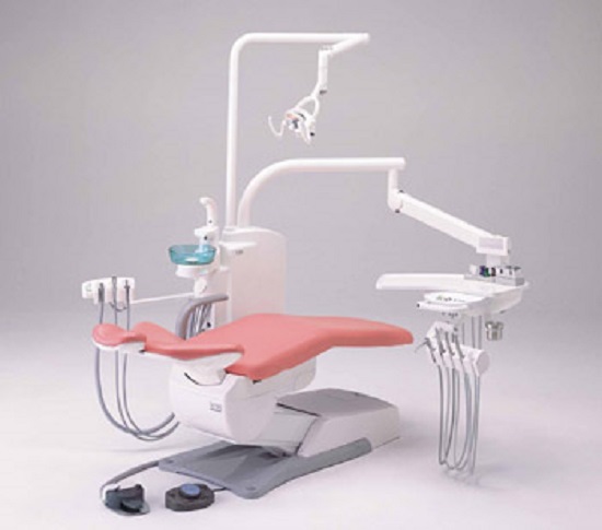 Clesta II dental chair