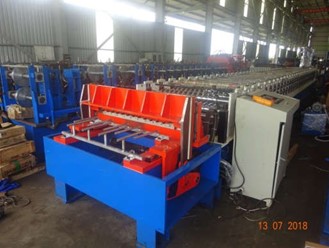 High speed corrugation roll forming machine