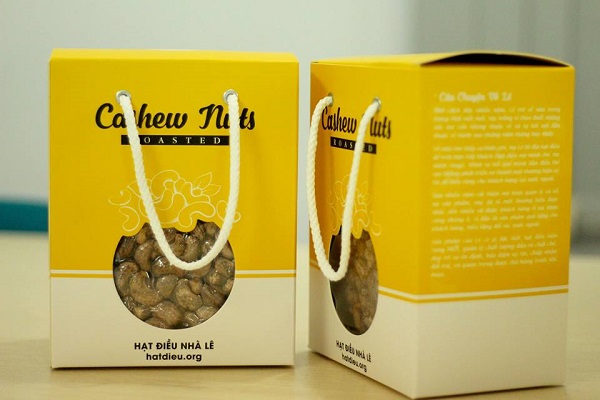 Silk cashew nuts gift box