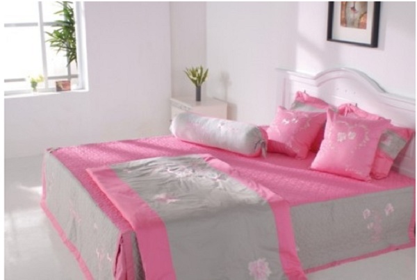 Kore Happy Wedding bedding set
