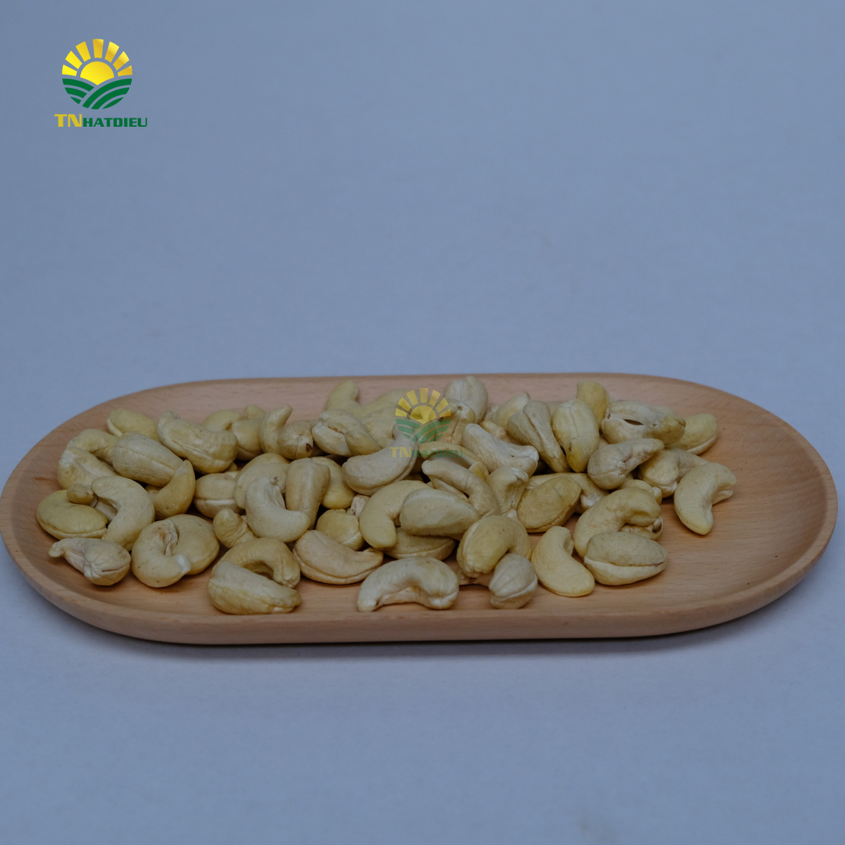 White cashew nuts