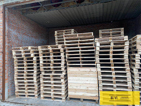 Cargo Support Wooden Pallet