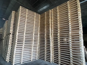 Standard Wooden Pallet