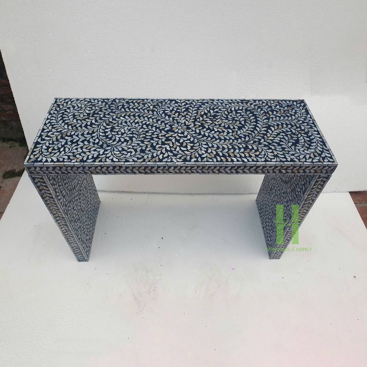 KD Console Table Inlaid Mother of Pearl